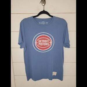 Retro Sport Detroit Pistons medium blue tee shirt